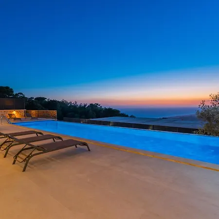 Dueses - Pools, Sauna, Turkish Bath, Magnificent View